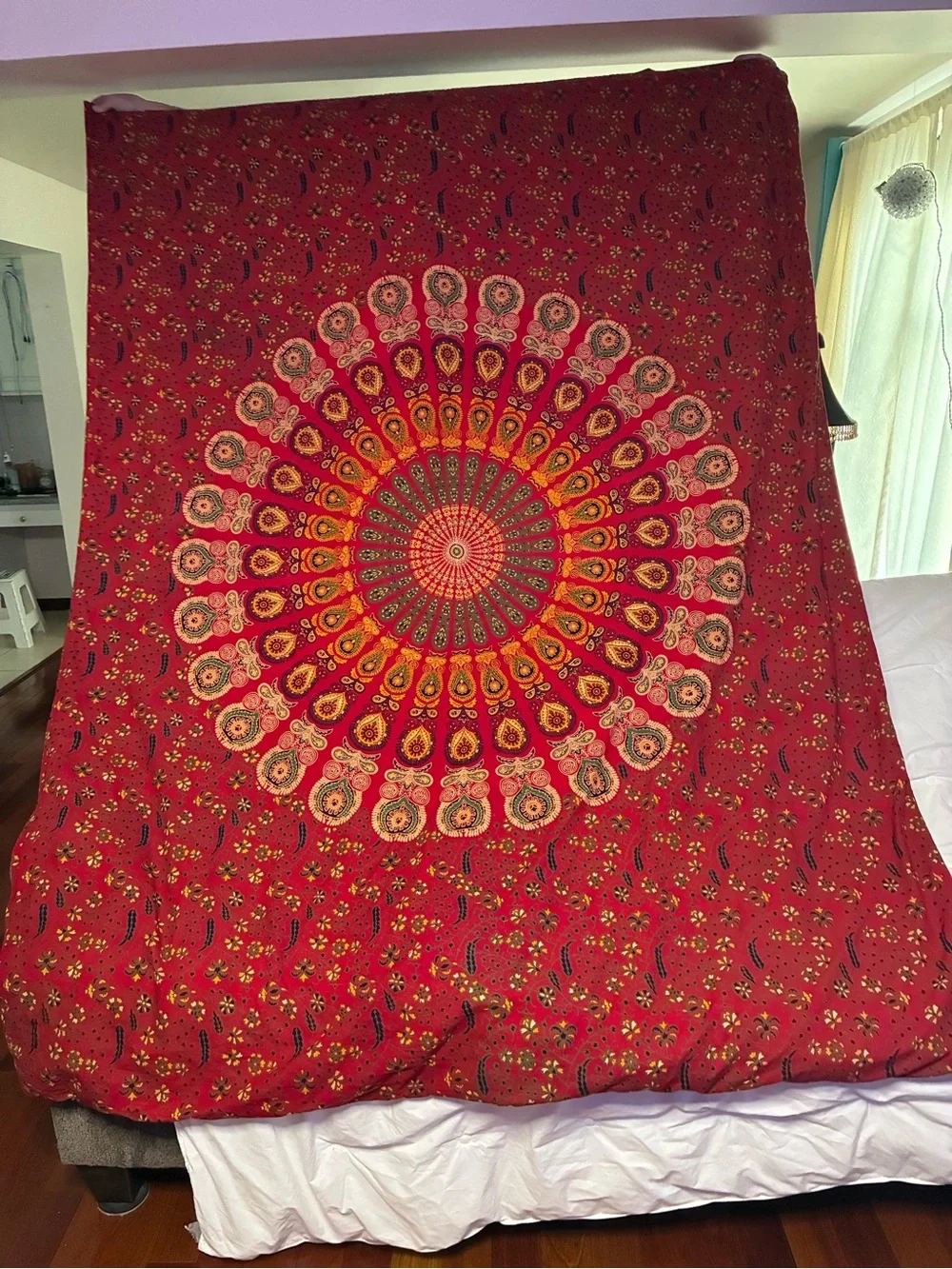 N&T Peacock pattern duvet cover- 100% cotton from India. Red. Stunning!!!